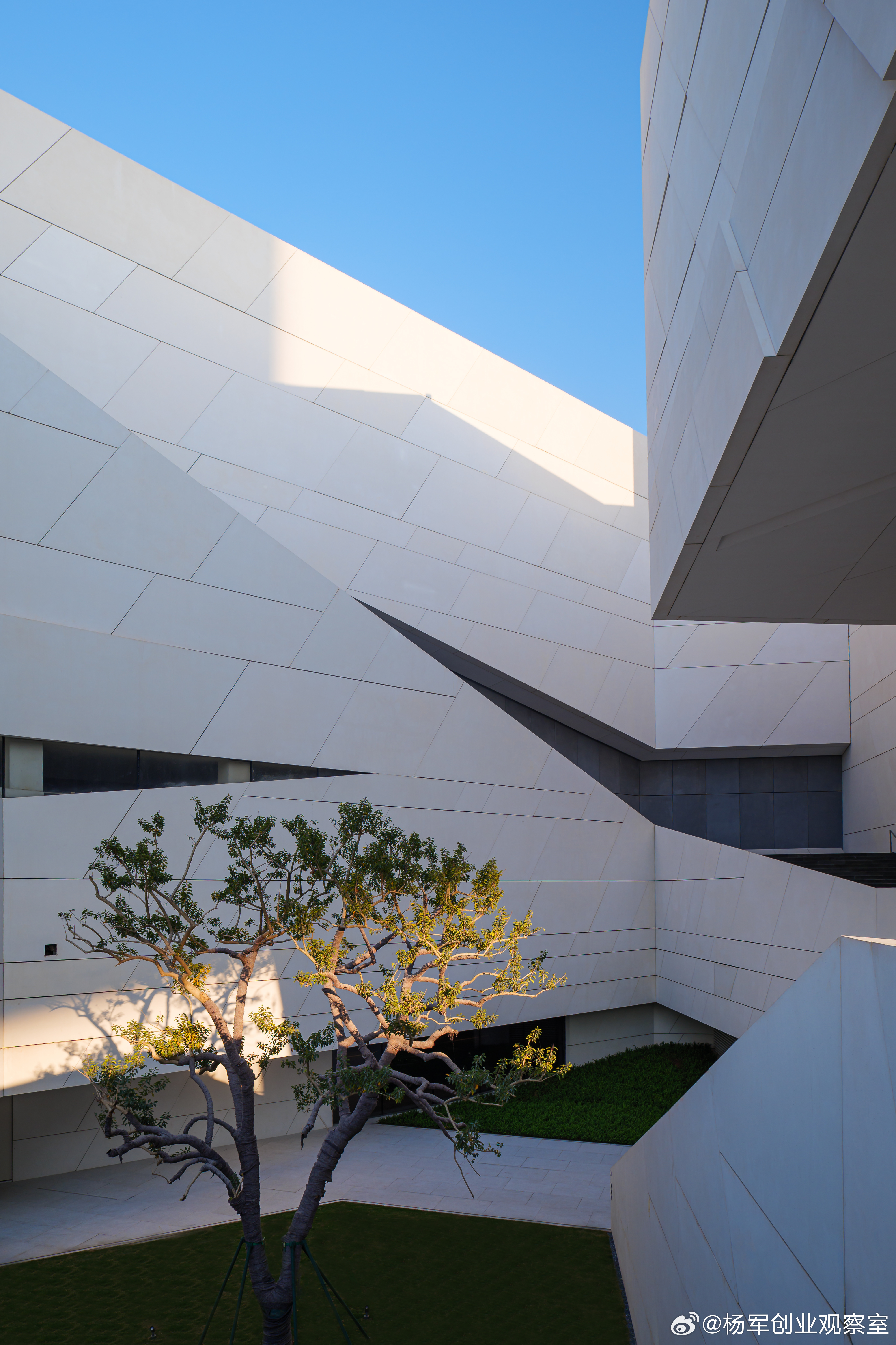 定价有门道，员工更想要 | 股权激励定价三原则定高了推不动，定低了像福利。激励要