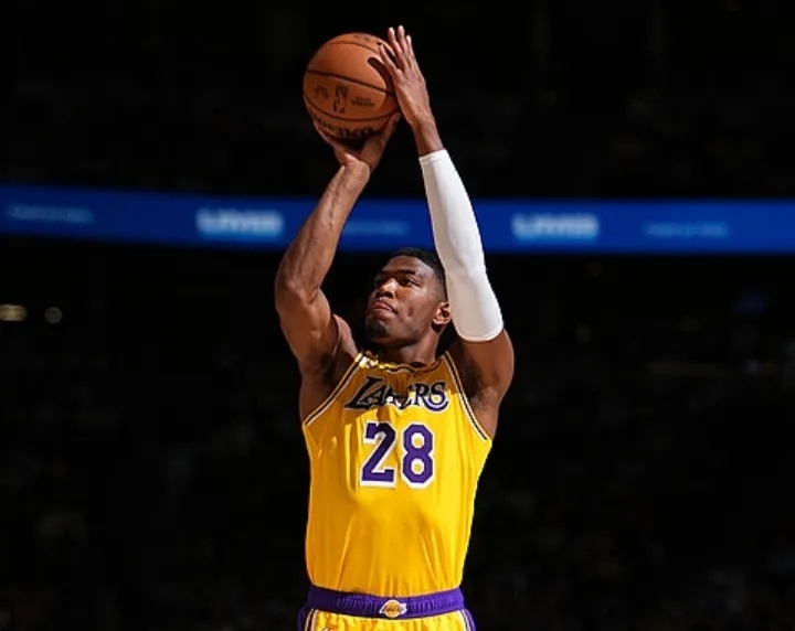 东契奇绝杀三巨头轰79分 豪取五连胜重返西部第三，里弗斯绝平拖入加时，加时赛东子