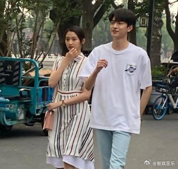 可以说关晓彤出道走红二十多年，成年也多年，搭档了不少男星演情侣，却一直没遇到最合