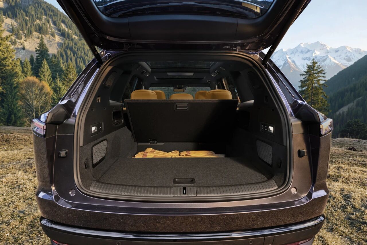 上午刚尝试过i6的极限装载，马上乐道L80再次刷新五座SUV的装载能力。复刻L9