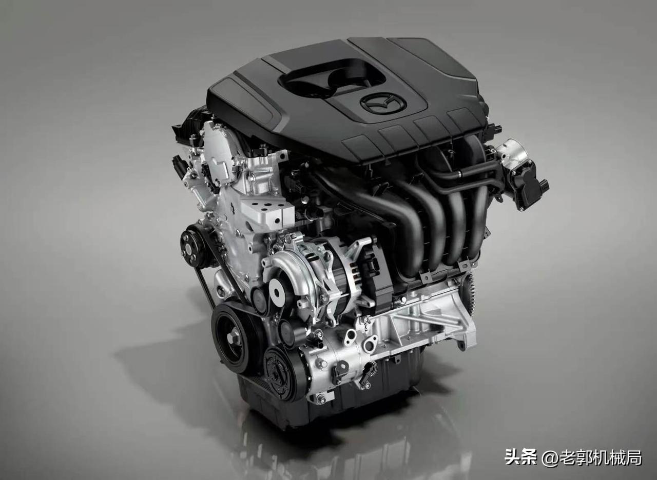 明明车企都爱用的涡轮增压怎么就成“弱者”了？
很多车友都听过一句玩车圈老话：大神