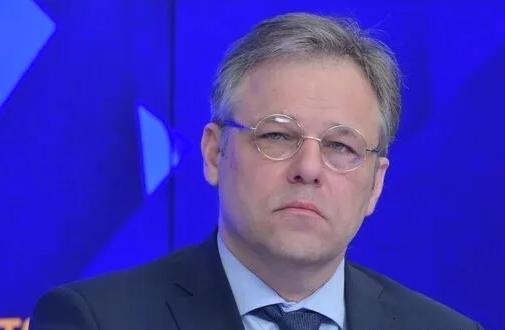 俄罗斯外交部高级官员米罗什尼克表示，欧盟除了一轮又一轮更激进的制裁措施！完全没有