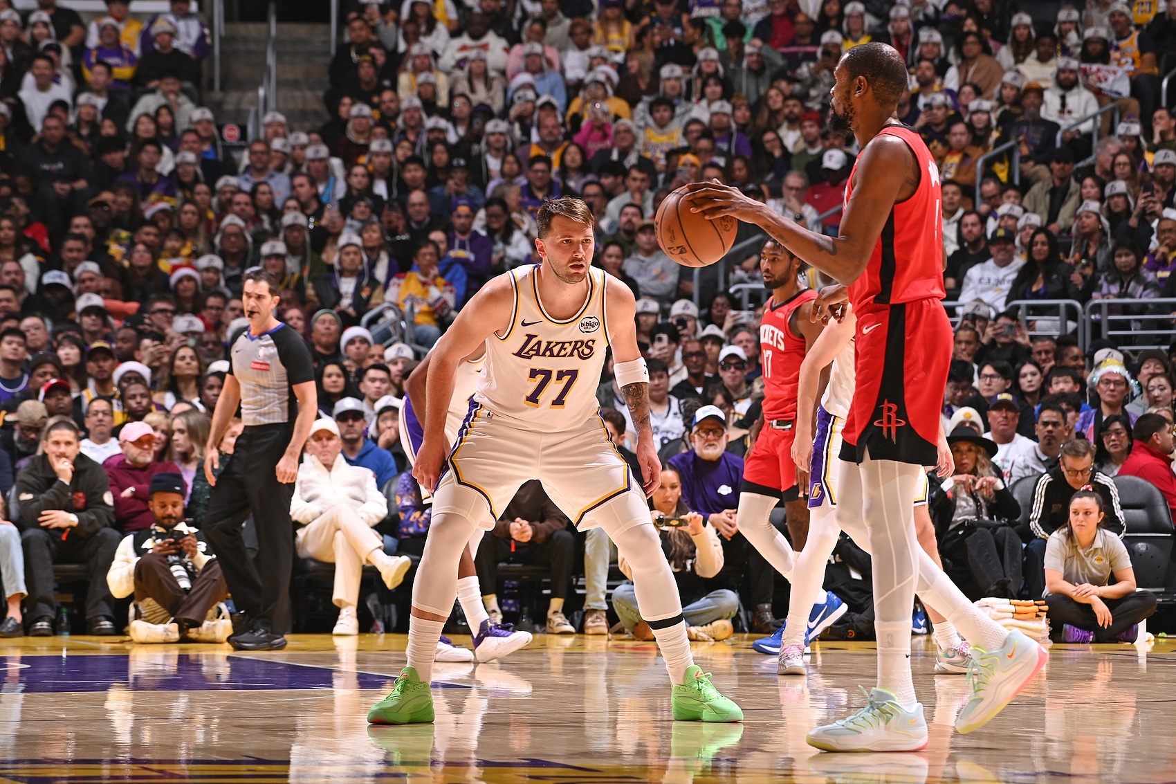 ➡KD：当我镰刀不存在啊？你猜我会不会让你等到东子第二轮复出？nba吐槽大会杜兰