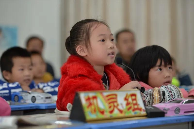 过年给老师送祝福，可不能太敷衍。那些千篇一律的祝福语，老师估计都看腻了。就像参考