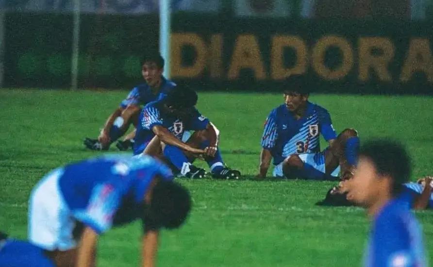 多哈悲剧再现！1994年，日本队只要最后一轮战胜伊拉克就能首次晋级世界杯。结果在