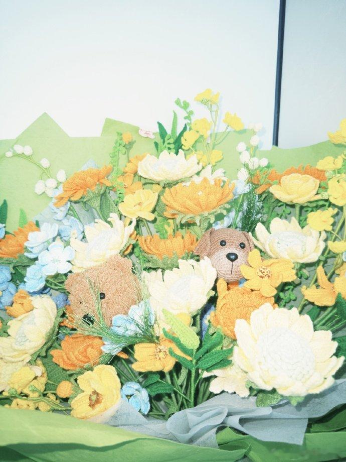 王一珩能不能再过一遍生日王一珩生日哗的一下就过去了 生日的歌好像刚唱完，蛋糕的蜡