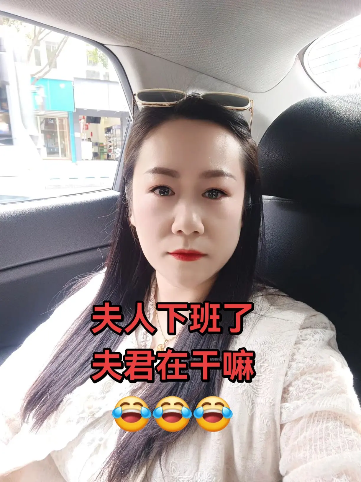 努力挣钱，争取早日买一件碎花裙去遇见 polo 衫😂