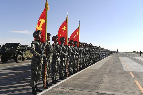 中国官方对武装力量的使命要求是：保卫国家的主权、安全和发展利益。

主权——领土