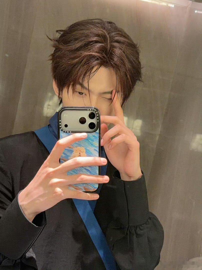 包上恩周柯宇青春剧适配度包上恩周柯宇这个青春少男少女氛围感绝了，果然青春剧就该少