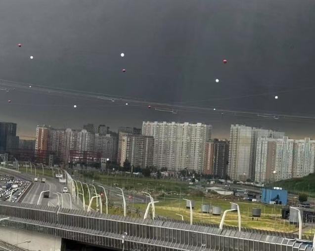 整个莫斯科，爆炸形成巨大黑烟压城！莫斯科正在遭到879年建城史最严重打击之一！莫
