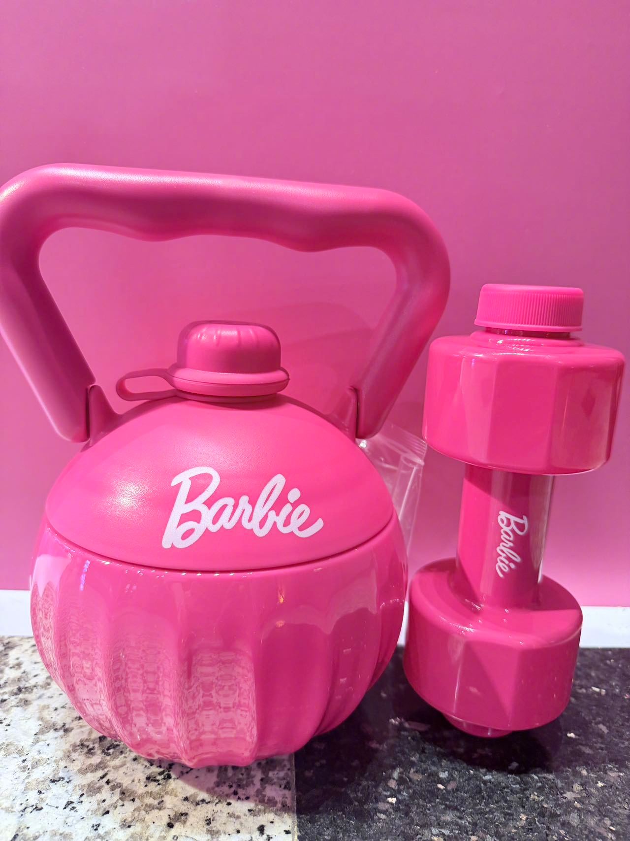 大概从《芭比》之后，到现在都在对芭比元素上头， 万达电影出的芭比主题产品我也兴冲