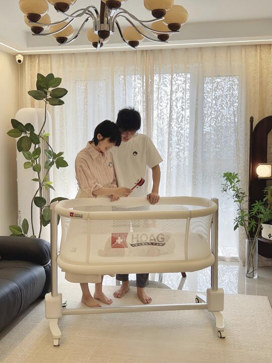 找遍全网无代餐，自动升降婴儿床还是太全面