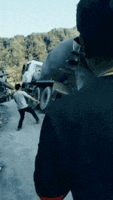 以凡人之躯，比肩神明