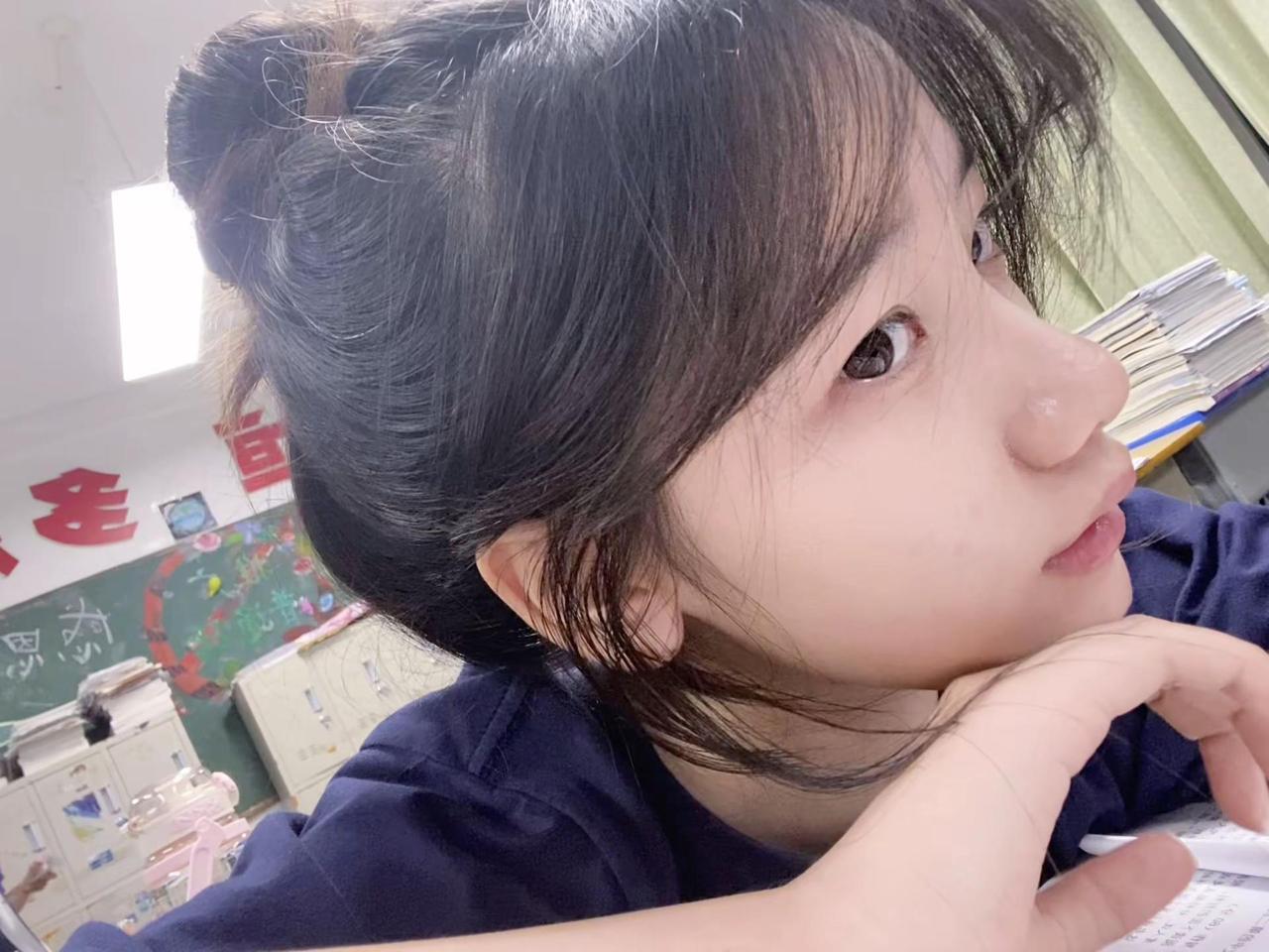 和夏天最配的是丸子头！校园生活碎片记录 女高学生 丸子头