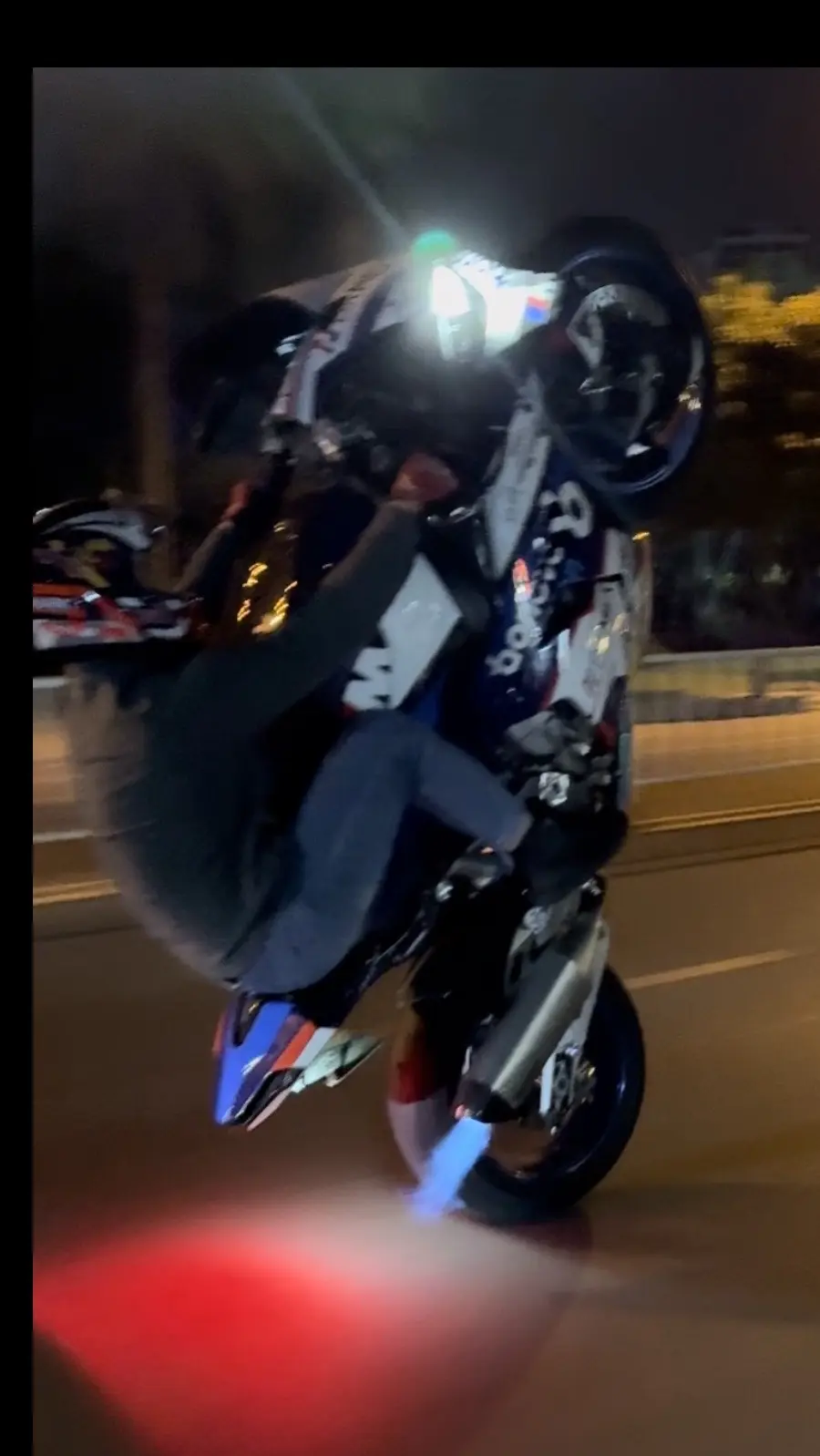 喷火这么玩儿才有意思嘛🤔