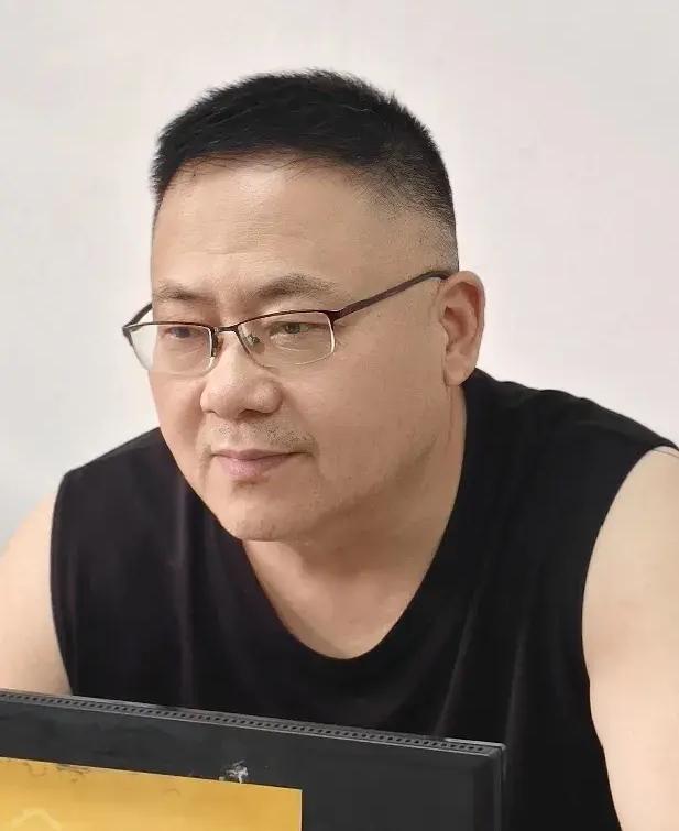有一位网名叫“清风”的网友问我。

老王，如果你再婚，房子是否会全部留给女儿？还