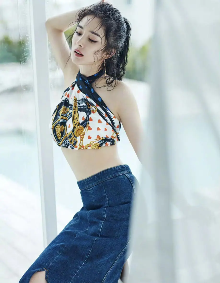 杨幂，美腰。