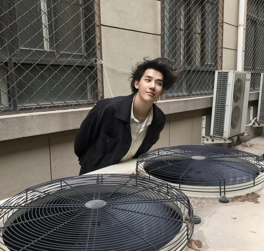 谁还没见过二十出头王安宇 