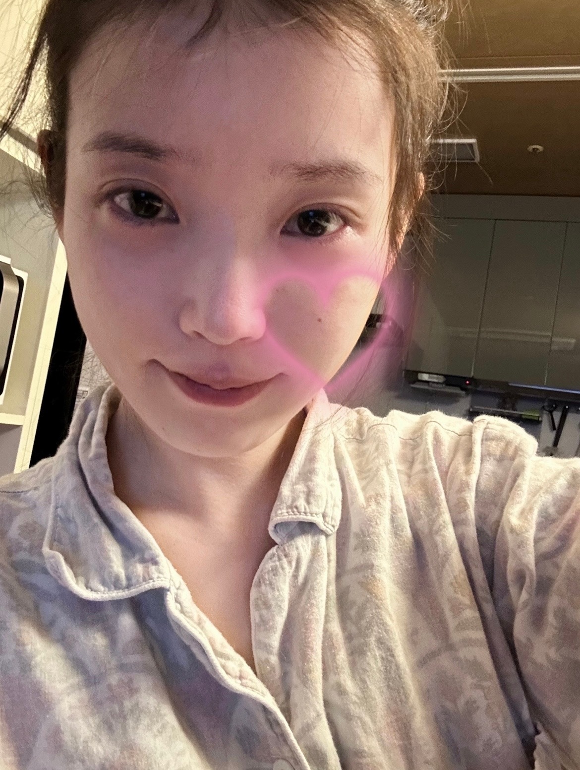 250629 IU berriz更新 整理行李的休息时间 😇一天快过去了...