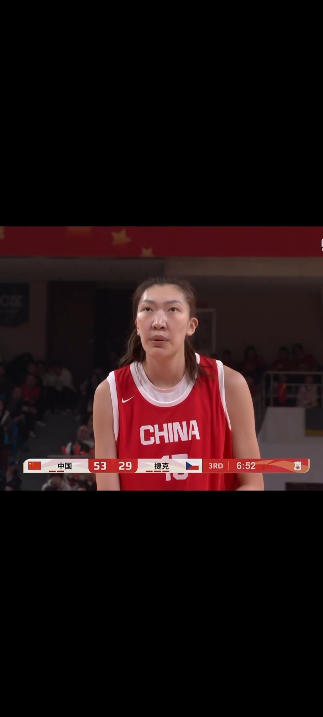 韩旭月汝正式回归中国女篮一起参加女篮世界杯预选赛！最后一场热身赛韩旭牛刀小试登场