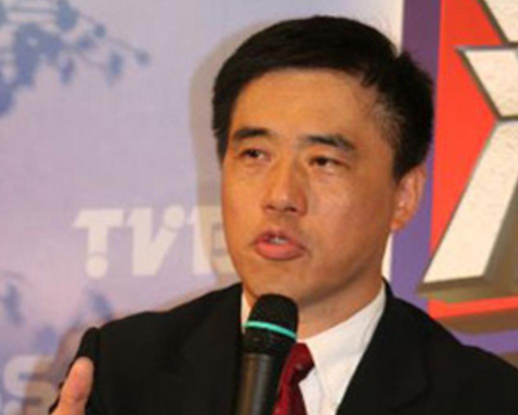郝龙斌再爆金句！在辩论会上，蔡正元教授问郝龙斌，“什么是舔共”，结果郝龙斌居然回