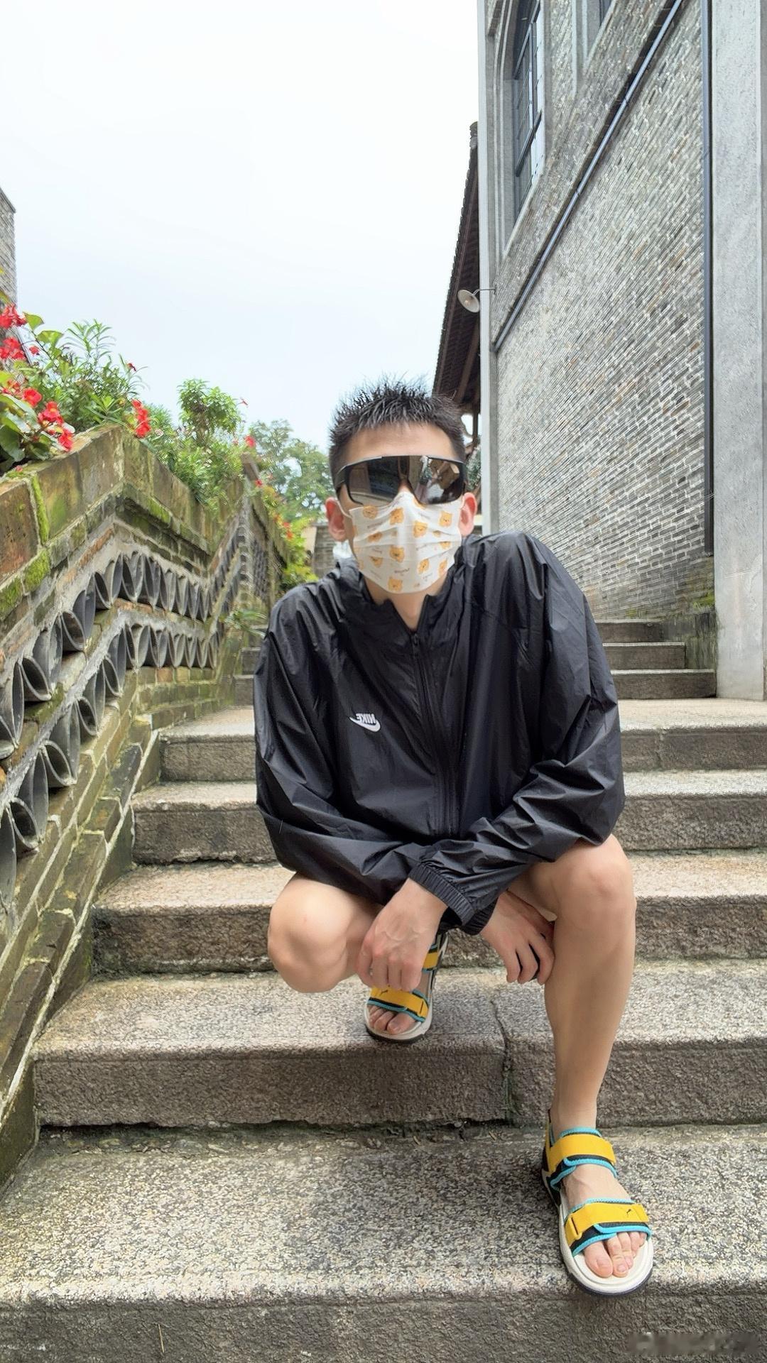 谁带我去玩 