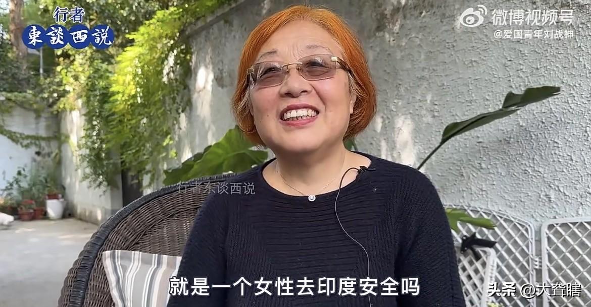 【上海大姐彻底被漂亮的印度机场惊讶到了】
据社交网络视频，一位去印度旅游回来的上