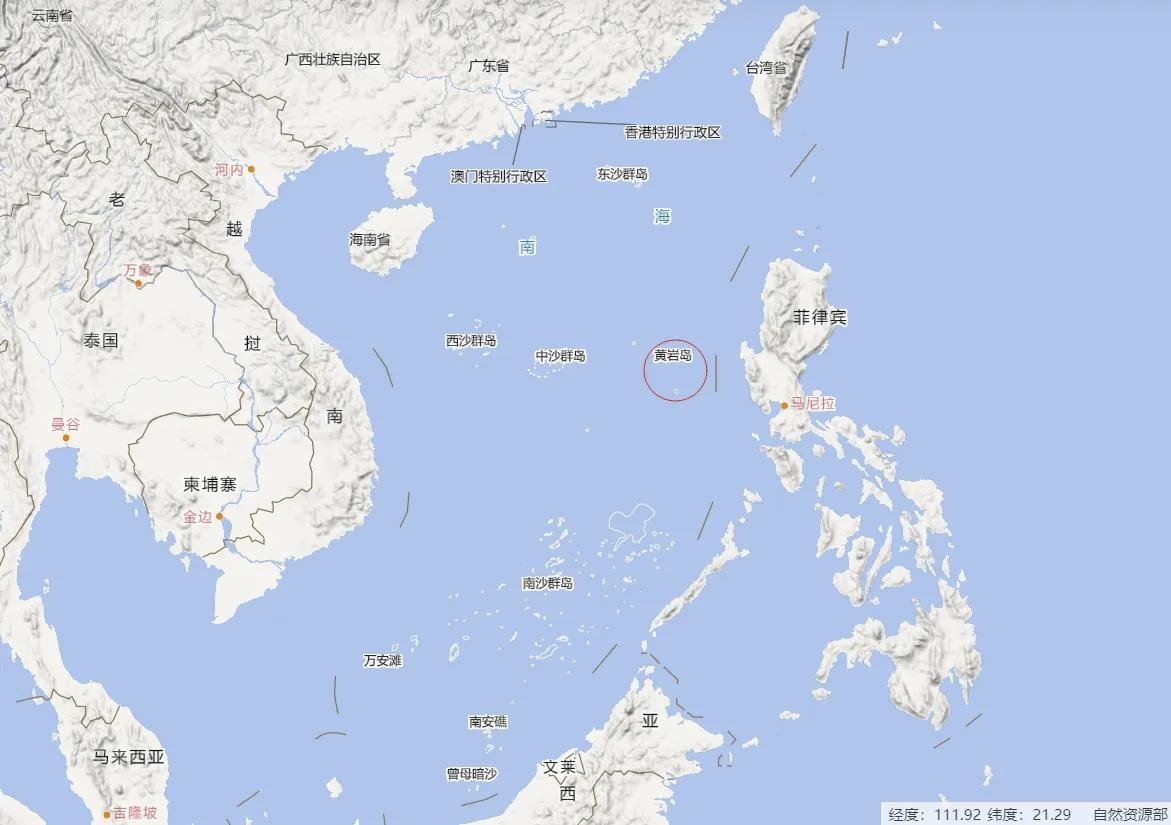 这是继去年11月10日我国公布黄岩岛领海基线之后，中沙群岛方向的又一重大举措，此
