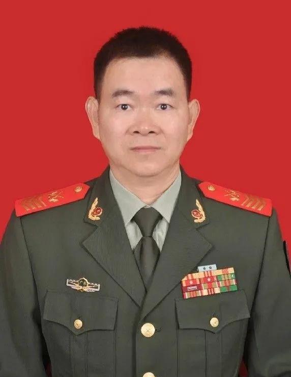 蒋云忐icon，瑶族icon，湖南永州icon人。1973年5月出生，1992年