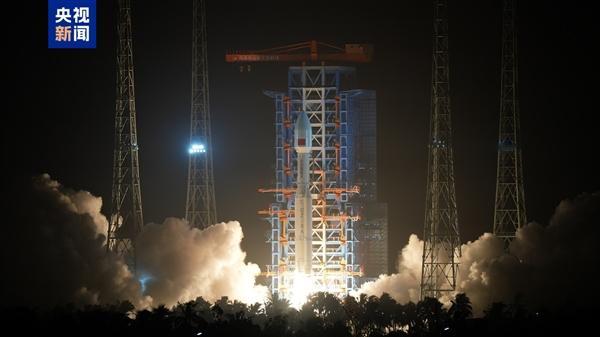 最新爆料，华为Mate 80系列将支持低轨卫星通讯和eSIM～小白测评[超话] 