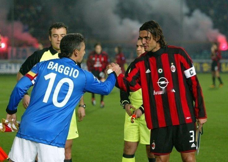 Baggio x Maldini 😍 