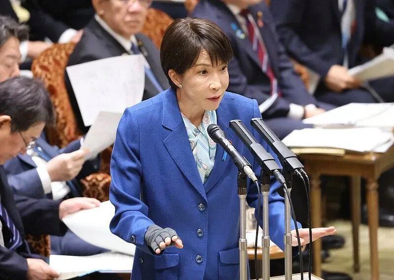 2026年3月18日，日本首相高市早苗搭乘政府专机抵达华盛顿，开启了自己就任后的