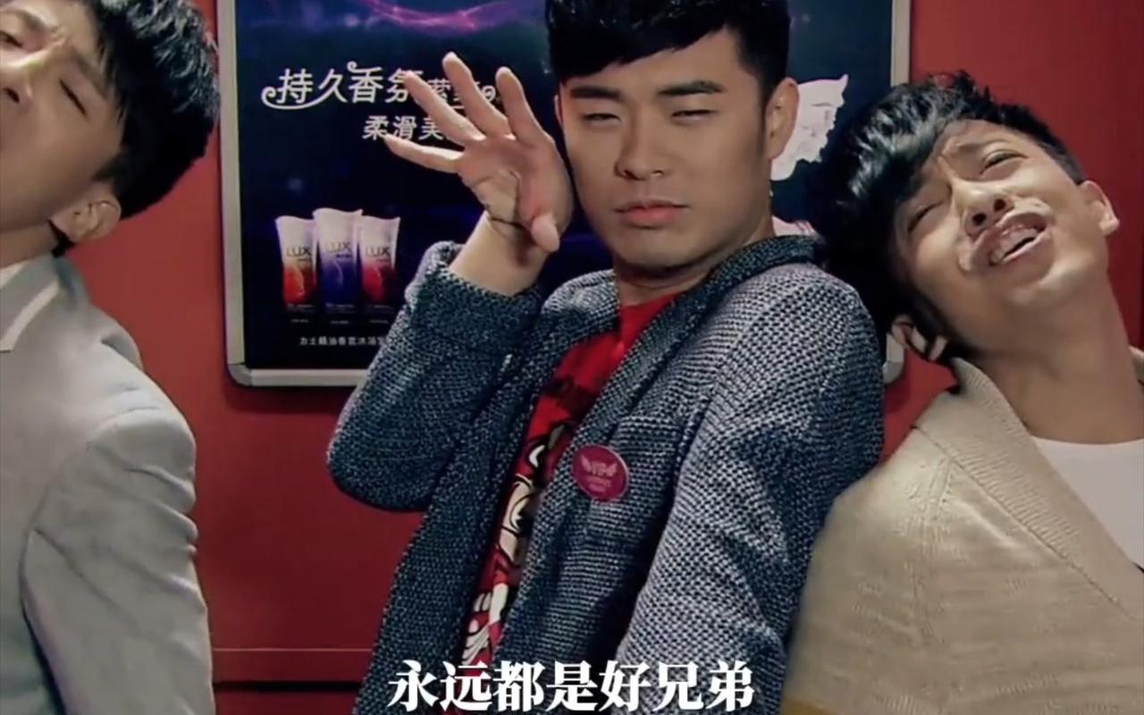 这几天，有两个同学的微信，突然就没有任何消息了，发信息也不回，打语音电话、发视频