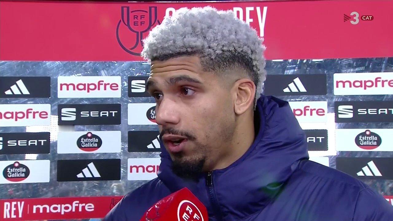 你还通过定位球打进了一个球。这个进球对你来说有多重要？阿劳霍：“我觉得这非常好，