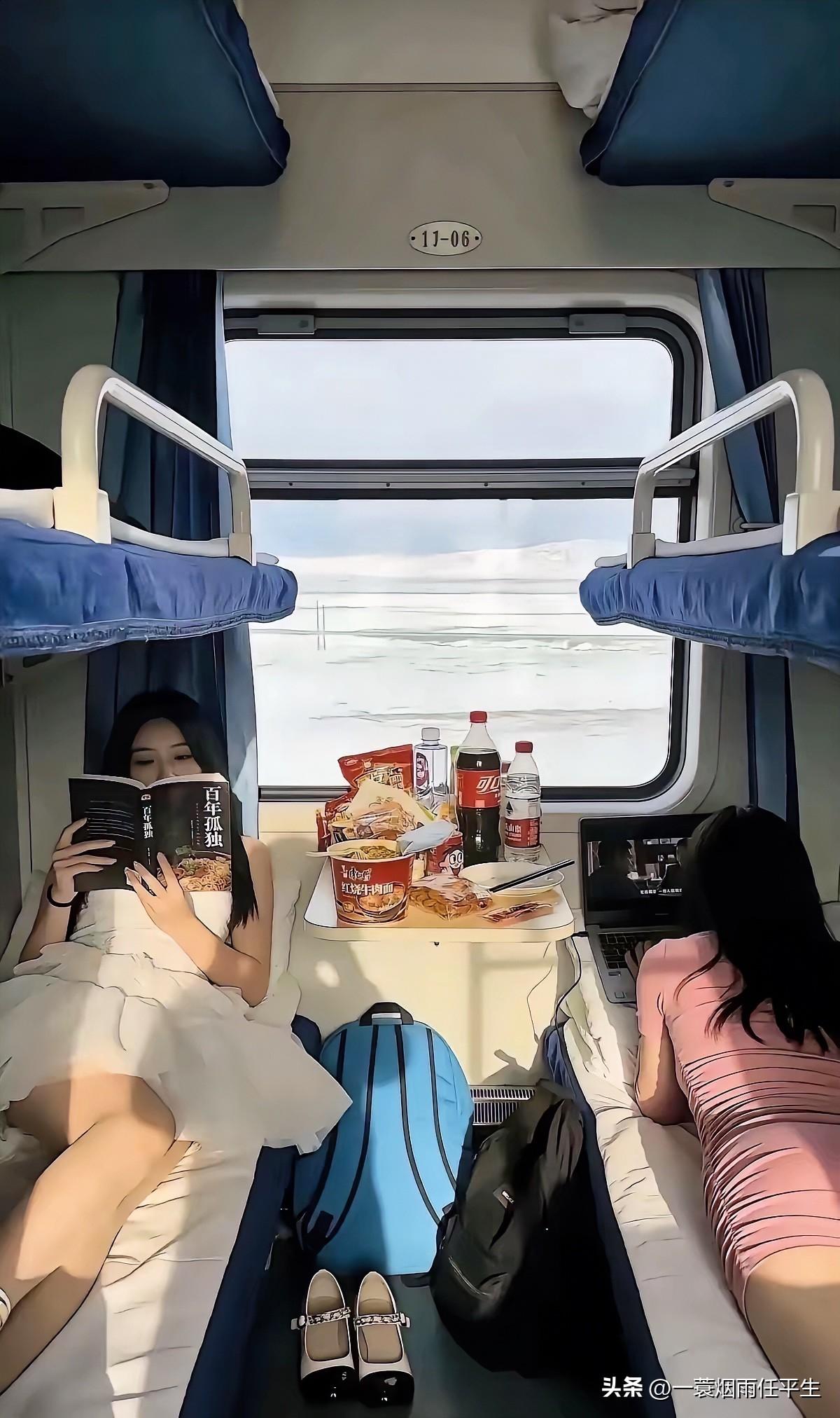 我是上铺，这种情况让我很为难啊[黑线][黑线][黑线]