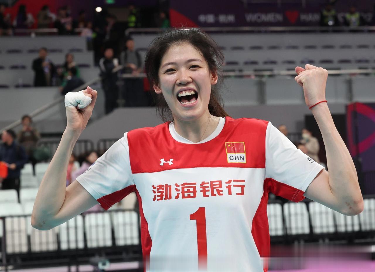 【女排世俱杯半决赛赛程安排】
2023杭州女排世俱杯
12月16号进入到半决赛的