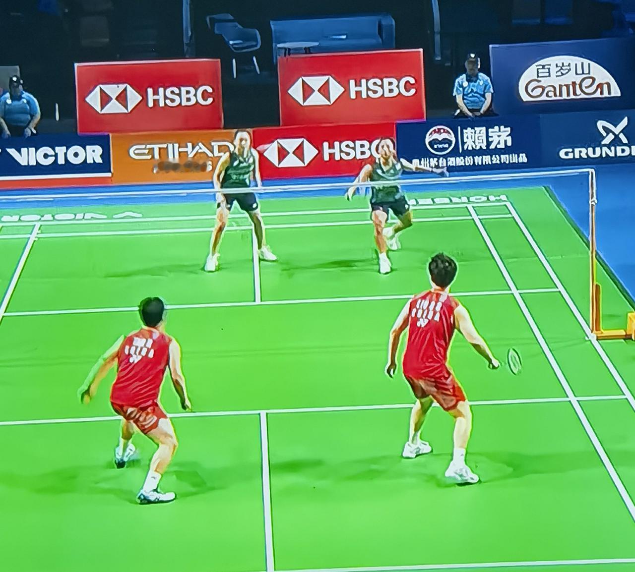 2026尤伯杯1/4决赛快讯：
中国队对马来西亚队
首场，第一单打：王祉怡以2-