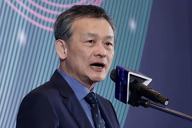 【台宣称：稀土库存充足，至少够用两年】对于台湾当局经济部门此前宣布大陆稀土管制对