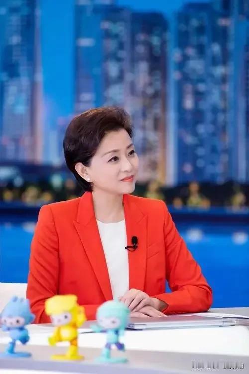 李肇星说:
虽然我的家人都在美国
但我永远忠于我的祖国
杨澜说:
虽然我加入了美