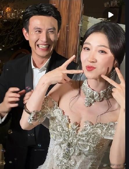 我有一种强烈的预感
王格格和刘萧旭的新短剧《移巢》，要大火特火，不是因为背后有资