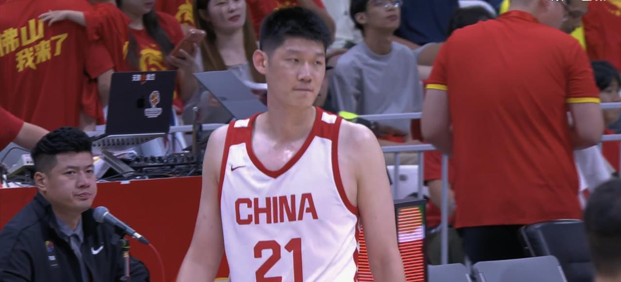 8月13日，在国际男篮热身赛中，中国男篮 83‑78 乌拉圭男篮。
经过了一段时