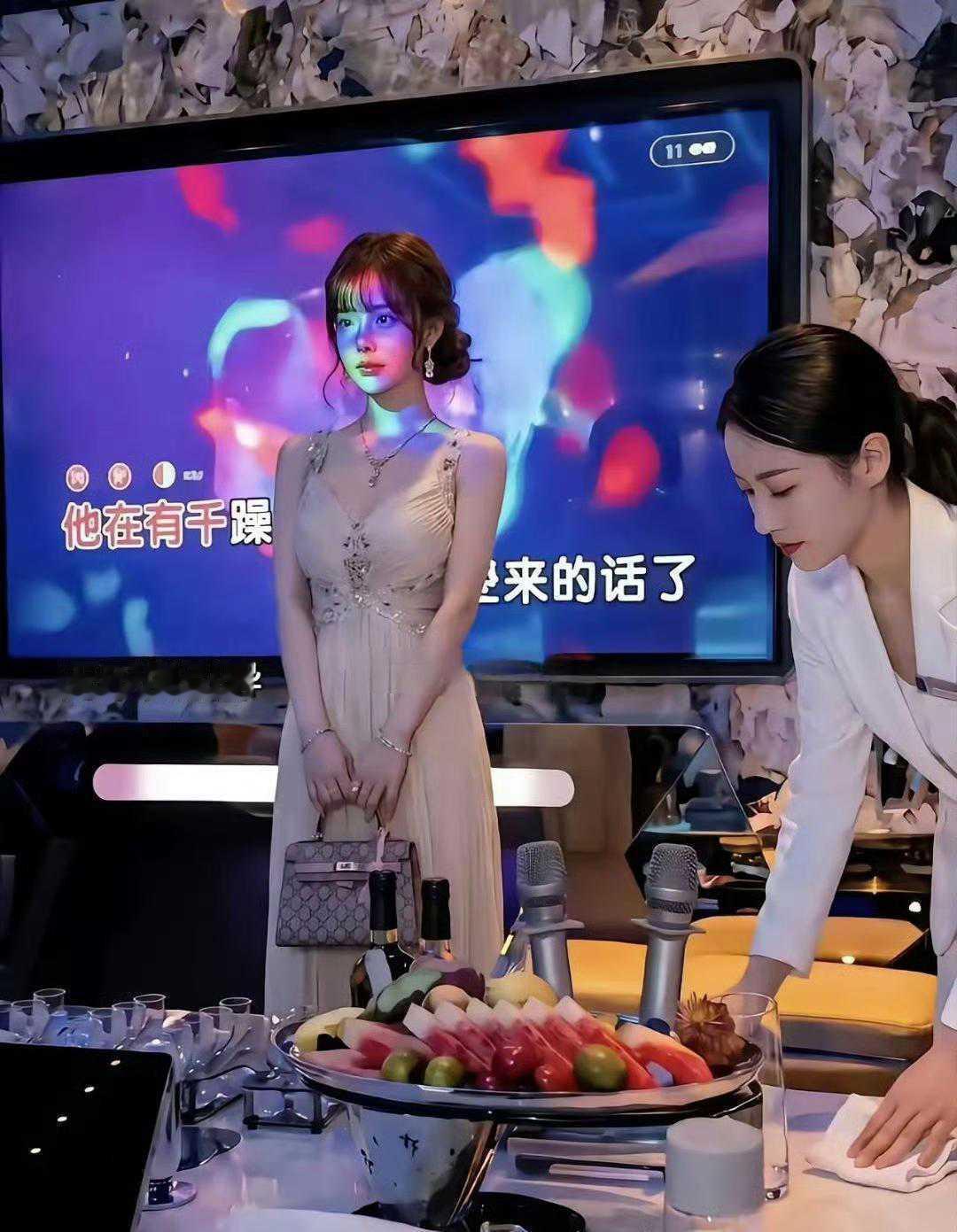 像这种颜值的，点一首歌需要多少钱？