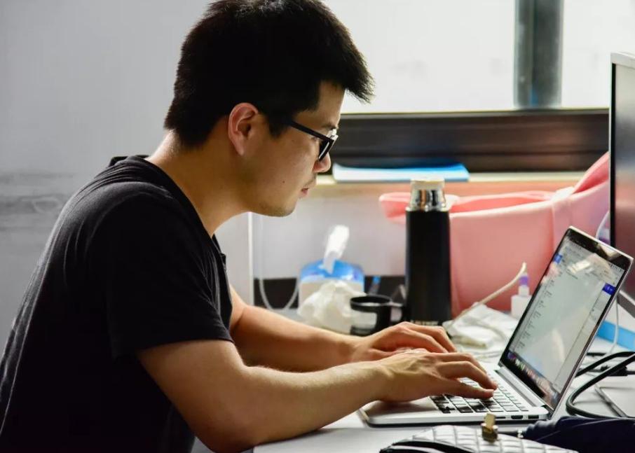 心静心安的走自己的路