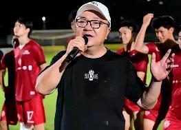 董路怒怼对广告吐槽 看比赛嫌广告多，那你就想想这比赛是谁掏钱办的。不收孩子一分钱