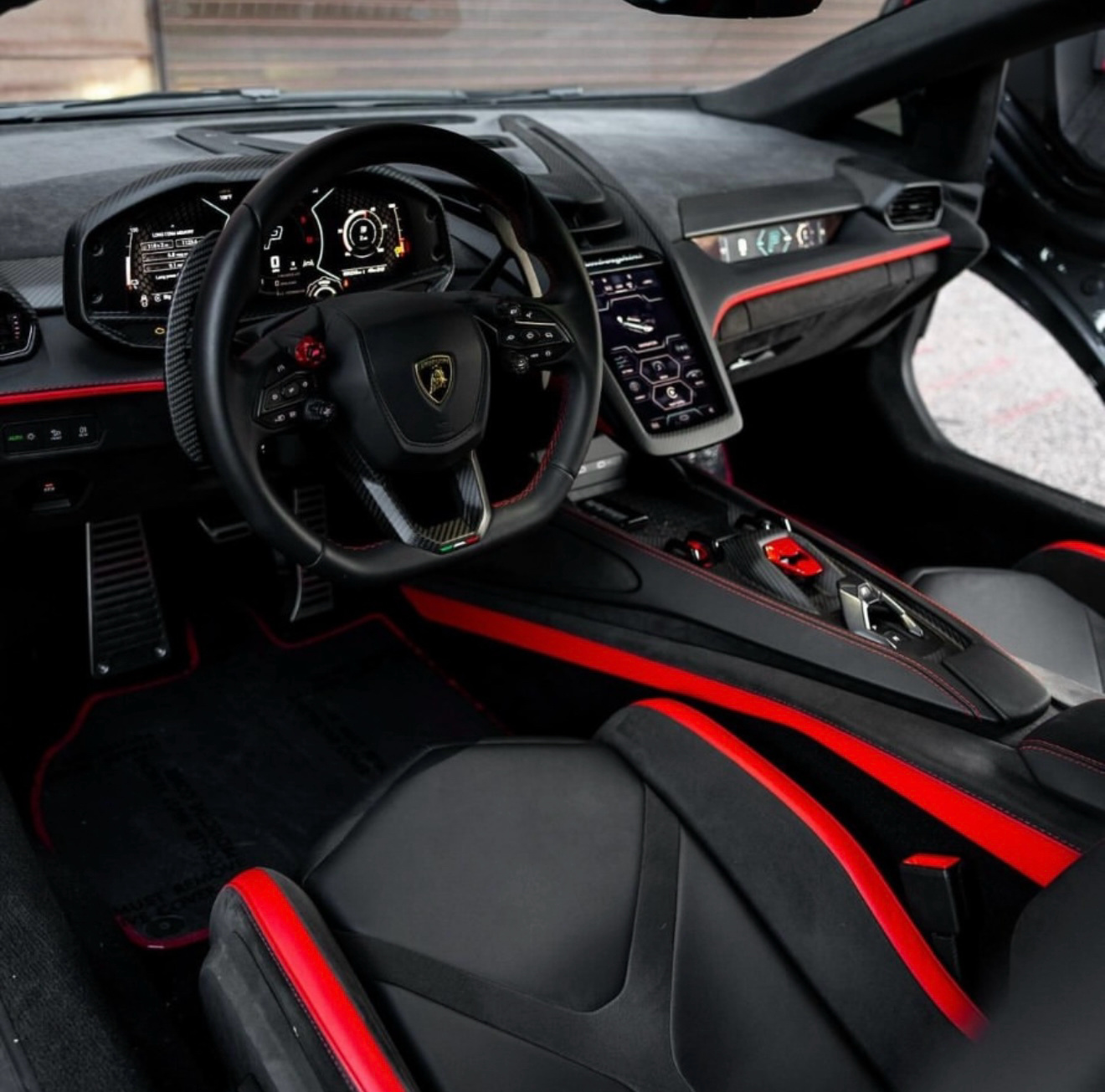 早上好Lamborghini   Revuelto～ 