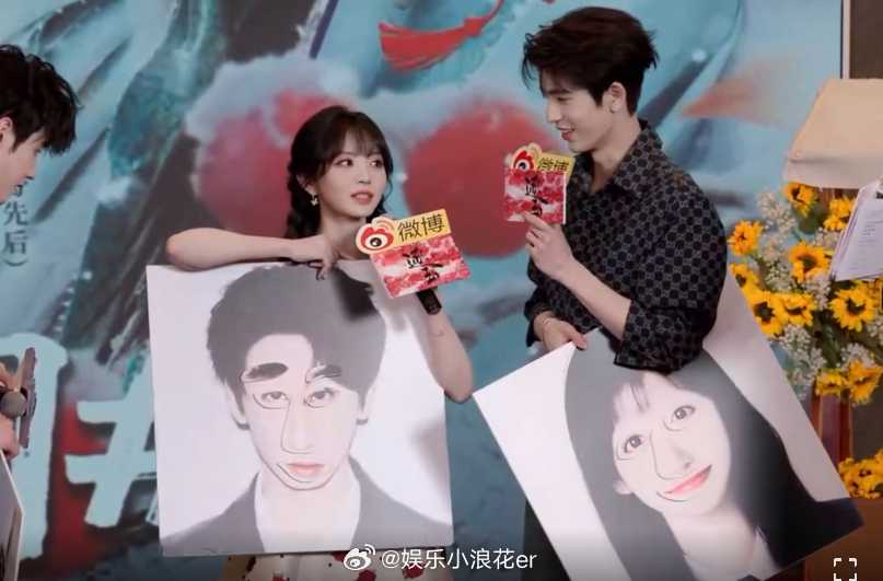 张凌赫田曦薇拼的对方 笑鼠，张凌赫一直在：“对的对的！” 