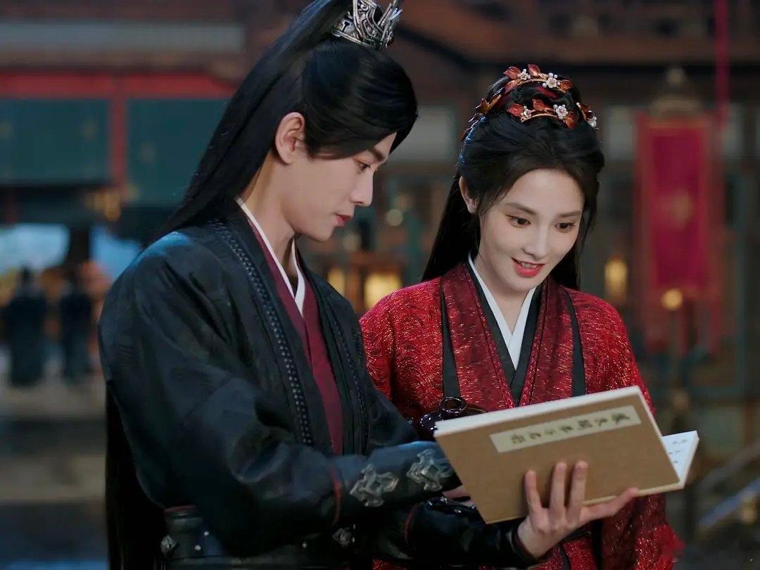 任嘉伦和彭小苒的凤凰台上看了吗？任嘉伦的古装剧演多了确实有点审美疲劳了虽然彭小苒