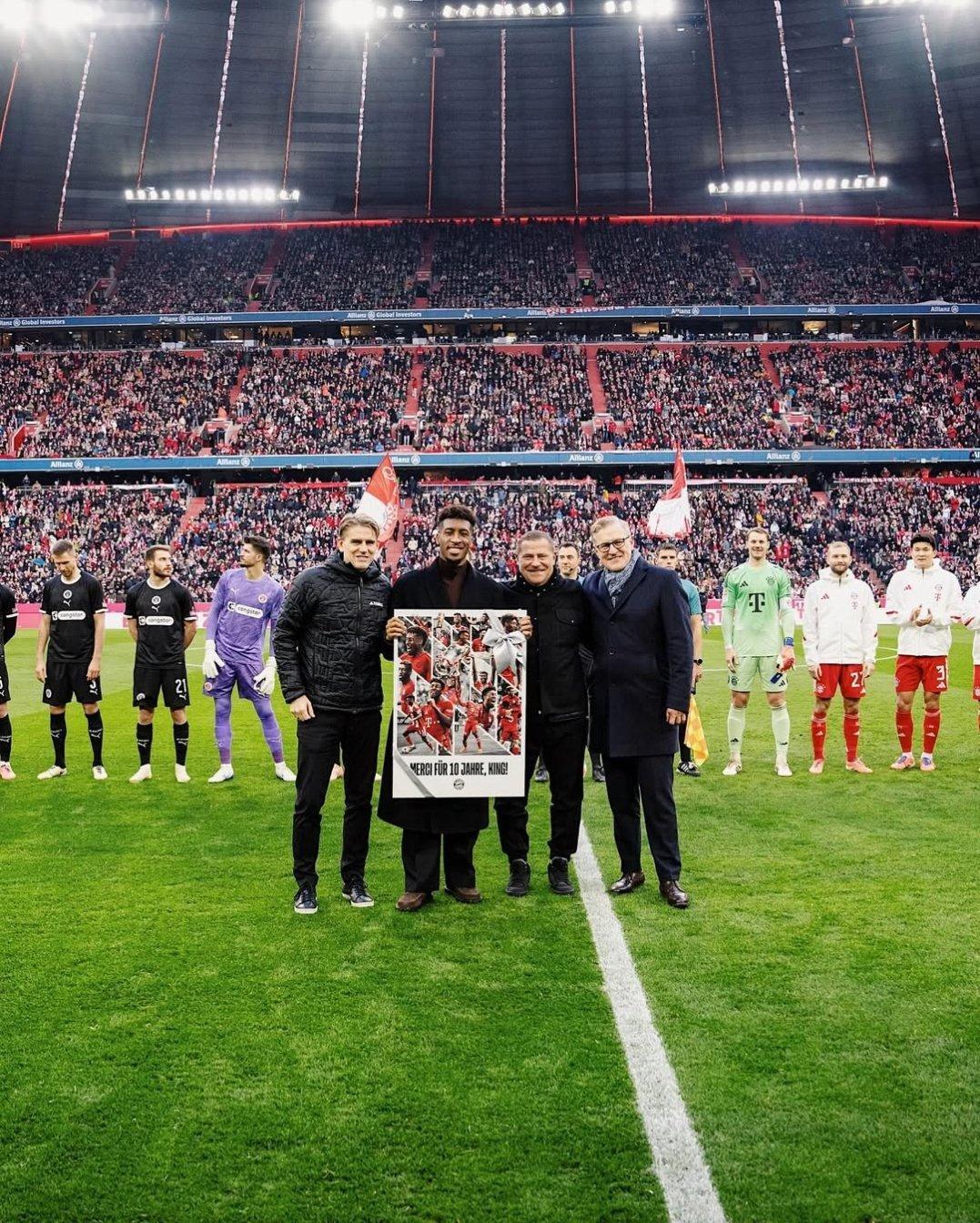 科曼在Instagram上：很荣幸能与大家一起分享回忆：胜利和美好时光。感谢拜仁