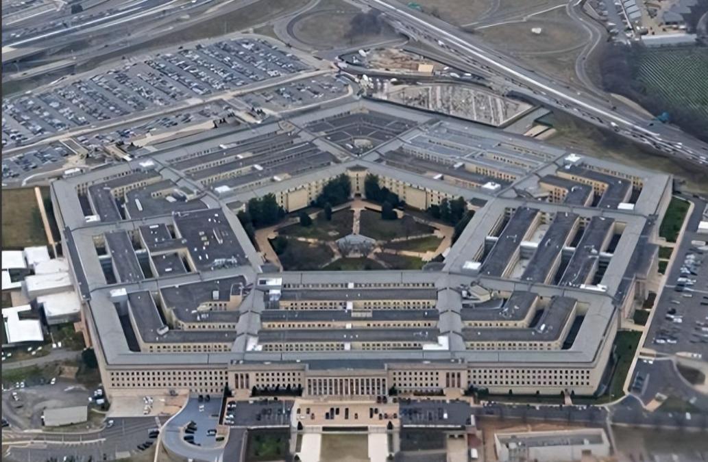 美国对中国撂下狠话，如果中国再不恢复稀土供应，那么美国要动用真正的杀手锏，就是要