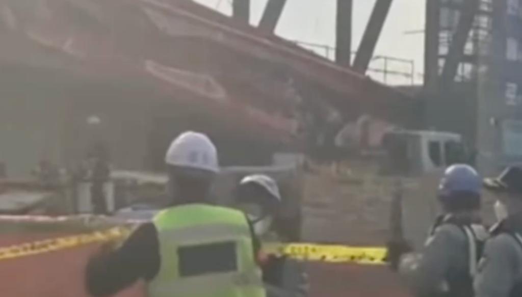 揪心！韩国光州一图书馆施工坍塌，1 人重伤 4 人被埋，救援持续进行。

当地时